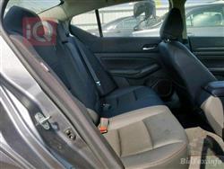 نيسان ألتيما